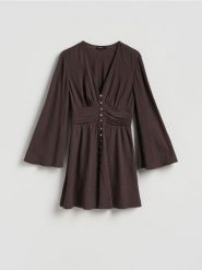 Sukienka z wiskozą - ciemnobrązowy. Brązowe sukienki damskie Reserved, l, bez wzorów, z bawełny, bez kołnierzyka, bez ramiączek, rozkloszowane. Za 139.99 zł.