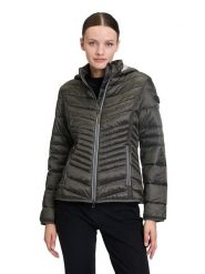 Betty Barclay Kurtka pikowana w kolorze khaki rozmiar: 40. Brązowe kurtki damskie Betty Barclay, bez wzorów, bez kaptura. Za 174.02 zł.