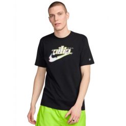 T-shirt sportowy z krótkim rękawem męski Sportswear Tee. Czarne t-shirty męskie Nike, m, bez wzorów, z bawełny, bez kołnierzyka. Za 139.99 zł.