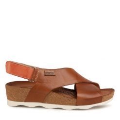 Sandały Pikolinos. Brązowe sandały damskie Pikolinos, bez wzorów, bez obcasa, na koturnie. Za 309.99 zł.