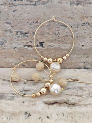 Atelier MIU Pozłacane kolczyki-kreole rozmiar: onesize. Żółte kolczyki damskie atelier MIU, z perłą, pozłacane. Za 30.99 zł.