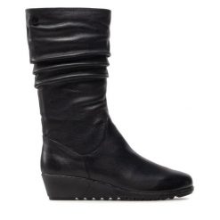 Kozaki Caprice. Czarne kozaki damskie Caprice, bez obcasa, na koturnie. Za 479.99 zł.
