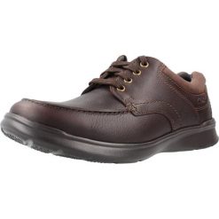 Buty CLARKS 26119803HC Brązowy. Brązowe buty fitness męskie Clarks, ze skóry, bez zapięcia, na fitness i siłownię. Za 267.99 zł.