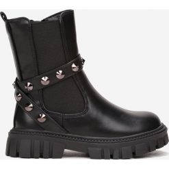 Czarne Botki Sztyblety z Paskami z Ćwiekami Diabira. Czarne botki dziewczęce Born2be, z aplikacjami, bez ramiączek. Za 149.99 zł.
