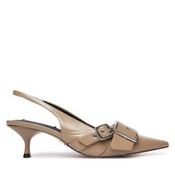 Czółenka Steve Madden. Brązowe czółenka damskie Steve Madden, bez wzorów, bez obcasa. Za 389.99 zł.