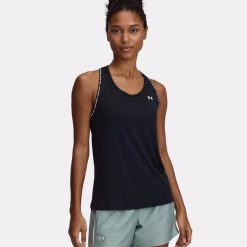 Top treningowy damski Under Armour Tech Knockout Tank. Białe topy damskie Under Armour, l, bez wzorów, bez ramiączek. Za 88.99 zł.