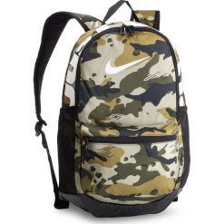 Plecak NIKE - BA5973 209. Zielone plecaki damskie Nike, bez wzorów, z materiału, sportowe. Za 139.00 zł.