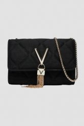 VALENTINO Czarna damska torebka Charlotte Flap Bag. Czarne torebki klasyczne damskie Valentino by Mario Valentino, bez wzorów, ze skóry, zamszowe, bez dodatków. W wyprzedaży za 212.99 zł.