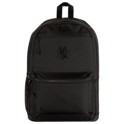Plecak sportowo-turystyczny dla dorosłych MLB New York Yankees. Czarne plecaki damskie New Era, bez wzorów, z materiału, sportowe. Za 209.99 zł.