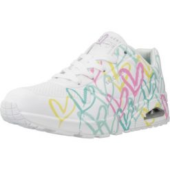 Tenisówki Skechers Model 177982s Uno Kolor Biały. Białe trampki i tenisówki damskie Skechers, bez wzorów, z materiału. Za 485.00 zł.