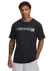 Under Armour Koszulka sportowa "Camo" w kolorze czarnym rozmiar: M. Czarne t-shirty sportowe męskie Under Armour, m, z materiału, bez ramiączek, outdoorowe. Za 73.95 zł.