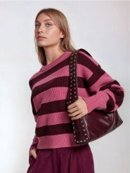 Torebka hobo z imitacji skóry - czerwony. Czerwone torebki klasyczne damskie Sinsay, bez wzorów, ze skóry, bez dodatków. Za 59.99 zł.