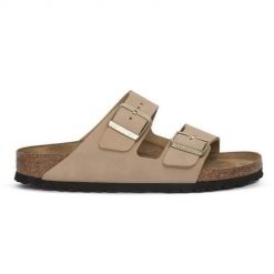 Klapki damskie Birkenstock Arizona. Brązowe klapki damskie Birkenstock, bez wzorów, z materiału, bez obcasa. Za 877.00 zł.