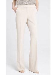 Deni Cler Spodnie w kolorze kremowym rozmiar: 36. Brązowe spodnie materiałowe damskie Deni Cler, bez wzorów, z denimu, klasyczne, z standardowym stanem. Za 625.45 zł.