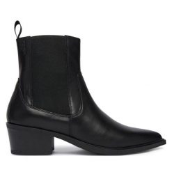 Sztyblety Vagabond Shoemakers. Czarne botki damskie Vagabond Shoemakers, bez obcasa, na płaskiej podeszwie, bez zapięcia. Za 579.99 zł.