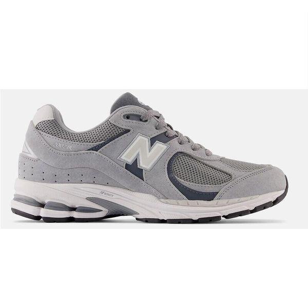 Trampki New Balance Sr. Białe trampki i tenisówki męskie New Balance, bez wzorów, z materiału, bez zapięcia. Za 853.99 zł.