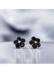 DIAMOND & CO Złote kolczyki-wkrętki "Fleur noir" z diamentami rozmiar: onesize. Czarne kolczyki damskie Diamond & Co, z diamentem, ceramiczne. Za 1,100.99 zł.