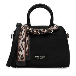 Torebka Nine West. Czarne torebki klasyczne damskie Nine West, bez wzorów, bez dodatków. Za 249.99 zł.