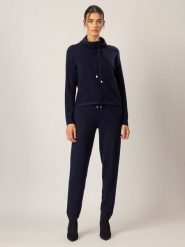 APART Sweter w kolorze granatowym rozmiar: 34. Niebieskie golfy damskie Apart, z kaszmiru, bez kołnierzyka. Za 117.73 zł.