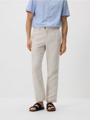 Spodnie chino regular z lnem - beżowy. Brązowe spodnie materiałowe męskie Reserved, bez wzorów, z bawełny. Za 159.99 zł.