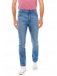 Wrangler Dżinsy - Regular fit - w kolorze błękitnym rozmiar: W30/L30. Niebieskie jeansy męskie Wrangler. Za 187.07 zł.