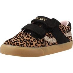 Buty PABLOSKY 987083P DEPORTIVO CITY Nadruk zwierzęcy. Obuwie treningowe damskie Pablosky, na fitness i siłownię. Za 176.99 zł.
