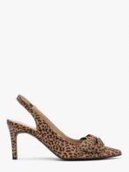 Czółenka typu slingback w panterkę z kokardką. Brązowe czółenka damskie Ryłko, bez wzorów, z gumy, bez obcasa, na szpilce. W wyprzedaży za 299.99 zł.