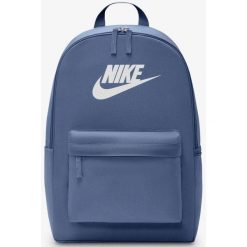 Plecak sportowy szkolny Nike Heritage. Niebieskie plecaki damskie Nike, bez wzorów, sportowe. Za 130.99 zł.