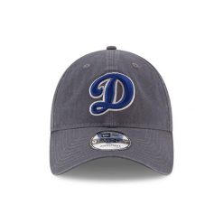 Czapka z daszkiem New Era MLB Los Angeles Dodgers. Szare czapki męskie New Era, bez wzorów, casualowe. Za 177.00 zł.