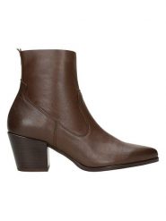 Wojas Skórzane botki w kolorze brązowym rozmiar: 39. Brązowe botki damskie Wojas, eleganckie, bez obcasa, bez zapięcia. Za 401.95 zł.