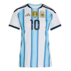 Koszulka podstawowa Argentyna 26 Messi. Białe bluzki damskie Adidas, bez wzorów, bez kołnierzyka. Za 439.00 zł.