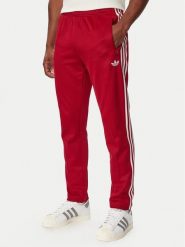 Adidas Spodnie dresowe Classic Track Pants KW0120 Czerwony Regular Fit. Czerwone spodnie dresowe męskie Adidas, bez wzorów, z bawełny. Za 251.99 zł.