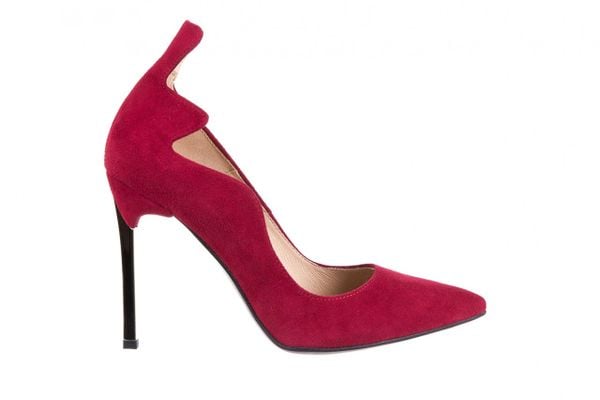 Szpilki Bayla-097 Z7067-839 Bordo, Skóra naturalna - 36. Czerwone szpilki Bayla, bez wzorów, z materiału, bez obcasa. W wyprzedaży za 89.10 zł.