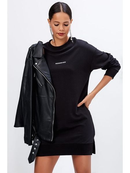 Milan Kiss Sukienka w kolorze czarnym rozmiar: L. Czarne sukienki damskie Milan Kiss, na co dzień, l, bez wzorów, bez kołnierzyka, bez ramiączek, maxi, proste. Za 140.86 zł.