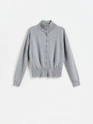 Wełniany sweter z domieszką kaszmiru - szary. Szare swetry klasyczne damskie Reserved, l, z dzianiny, bez kołnierzyka. Za 199.99 zł.