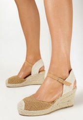 Brązowe Sandały na Plecionym Koturnie Ivorie. Brązowe sandały damskie Born2be, bez wzorów, bez obcasa, na koturnie. Za 39.99 zł.