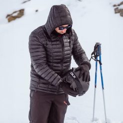 Dlx Zoltan- Męska kurtka puchowa Dlx czarna. Czarne kurtki męskie Trespass, m, bez wzorów, z puchu, sportowe, bez kaptura. Za 457.00 zł.