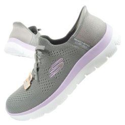 Buty Skechers Summits-New Daily Slip-ins zielone. Zielone buty sportowe na co dzień damskie bez wzorów. Za 518.78 zł.