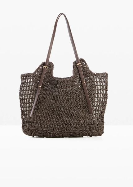 Torba shopper z ozdobnymi sprzączkami. Brązowe shopper bag damskie bonprix, bez wzorów, bez dodatków. Za 142.99 zł.