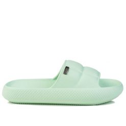 Klapki damskie sportowe Lee MAYA SLIDER WOMEN LOW. Zielone klapki damskie Lee, bez wzorów, z materiału, bez obcasa. Za 89.00 zł.
