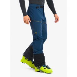 Spodnie skiturowe męskie Fjallraven Bergtagen Touring Trousers. Niebieskie spodnie materiałowe męskie Fjällräven, bez wzorów, sportowe. Za 1,001.99 zł.