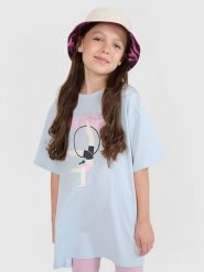 4F T-shirt oversize z nadrukiem dziewczęcy - niebieski 122 (6-7 lat). Niebieskie koszulki dziewczęce 4f, bez wzorów, z bawełny, bez ramiączek. W wyprzedaży za 19.99 zł.