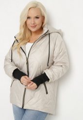 Jasnobeżowa Kurtka Pikowana z Odpinanym Kapturem z Dłuższym Tyłem Rivselia. Szare kurtki damskie Born2be, xl, bez wzorów, z materiału. Za 179.99 zł.