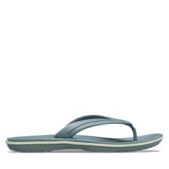 Japonki Crocs. Zielone klapki damskie Crocs, bez wzorów, bez obcasa. Za 129.99 zł.