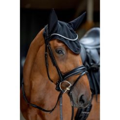 Czapka dla konia krótka z cichymi uszami Catago FIR-Tech. Czarne czapki męskie CATAGO, bez wzorów, eleganckie. Za 271.50 zł.