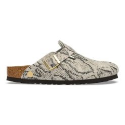 BIRKENSTOCK Boston Print LEVE Snake Oyster Klapki damskie. Brązowe klapki damskie Birkenstock, bez wzorów, z denimu, bez obcasa. Za 629.99 zł.