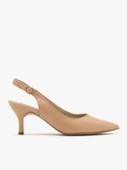 Beżowe czółenka typu slingback. Brązowe czółenka damskie Brawo sp. z o.o., bez wzorów, z lakierowanej skóry, bez obcasa, na obcasie. W wyprzedaży za 269.99 zł.