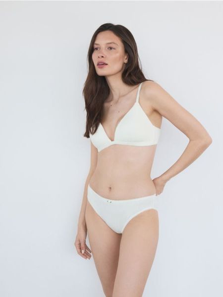 Modulowany biustonosz 2 pack - beżowy. Brązowe biustonosze Reserved, bez wzorów, z bawełny. W wyprzedaży za 45.99 zł.