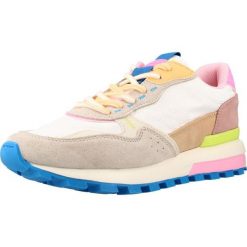 Buty VICTORIA 1156110V Biały. Białe obuwie trekkingowe damskie VICTORIA. Za 233.99 zł.