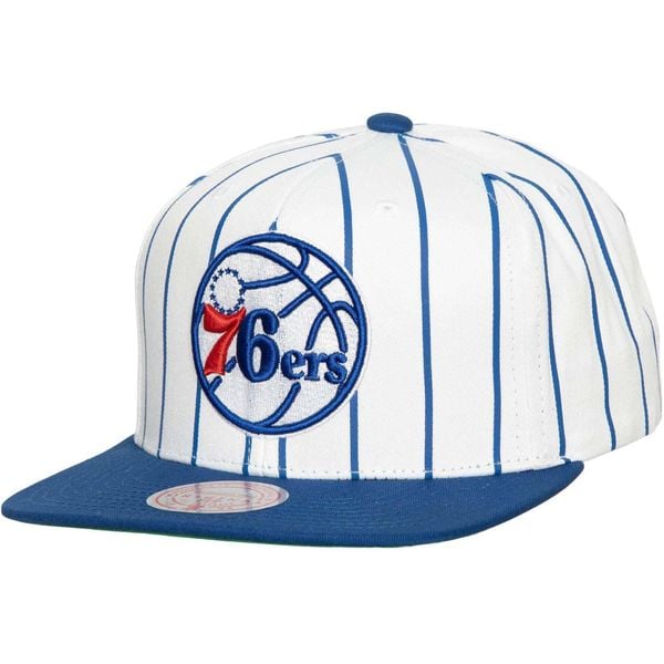 Mitchell & Ness Czapka NBA Snapback Brooklyn NY biała/niebieska. Niebieskie czapki męskie Mitchell & Ness, bez wzorów. Za 171.99 zł.